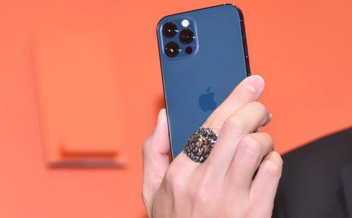 成华苹果手机维修分享iPhone12系列重启方法教程 